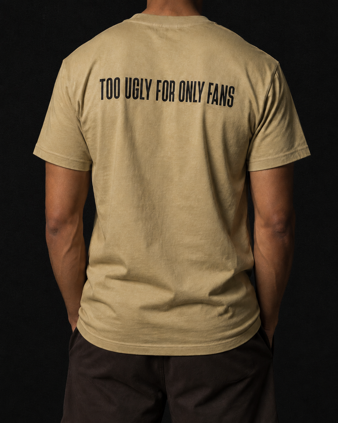 TOO UGLY T-Shirt in Sand – On-Fit Rückansicht